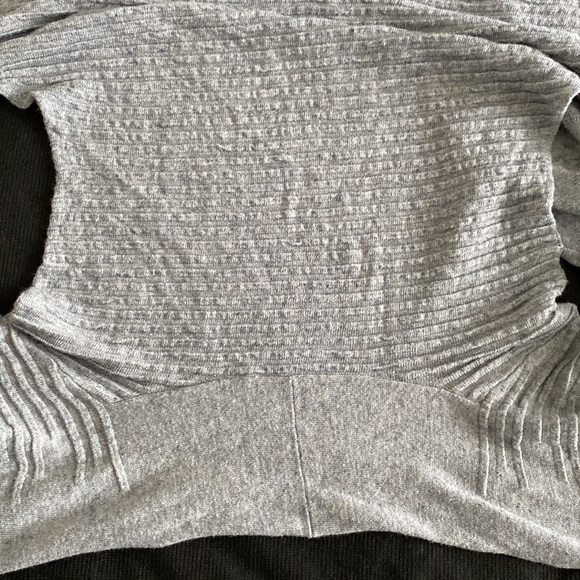 ❤️Host Pick ❤️ Eileen Fisher ribbed heather grey vest Italian yarn cotton/ linen - Picture 10 of 10